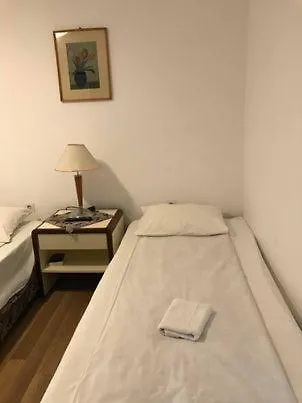 Engi Panzio 住宿加早餐酒店