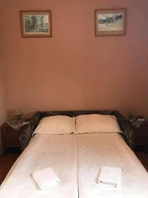 住宿加早餐酒店 Engi Panzio